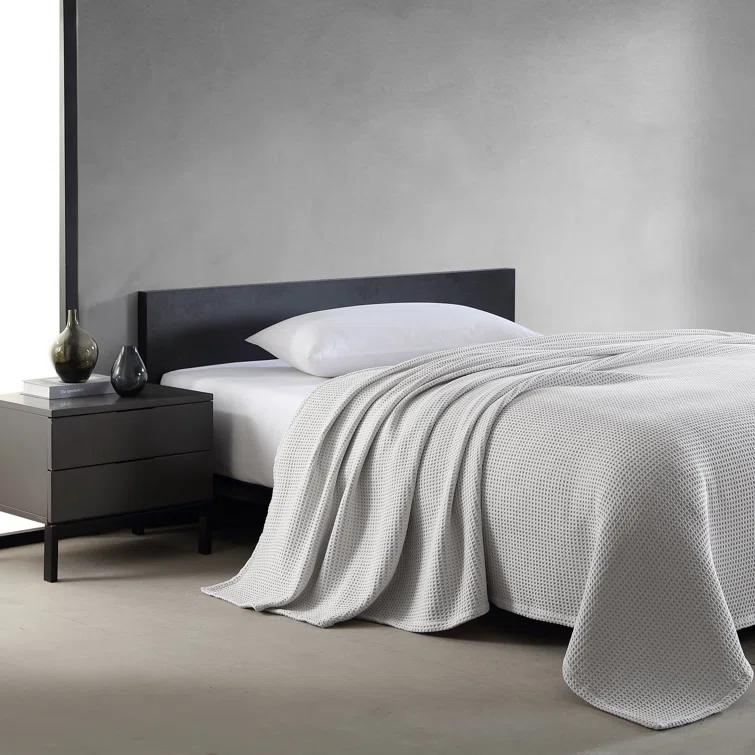 Vera Wang Vera Wang Waffleweave Cotton Blanket