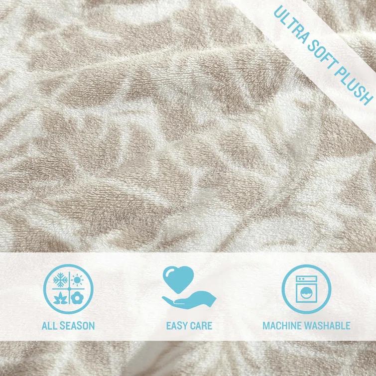Tommy Bahama Home Wallpaper Leaves Plain Weave / Muslin Throw Blanket