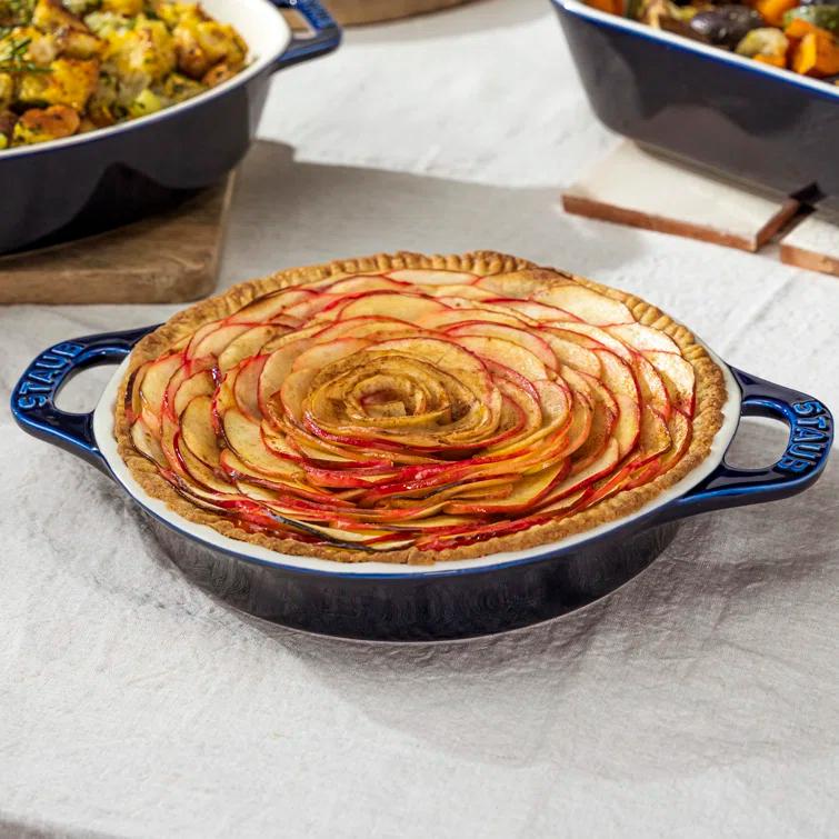 Staub Ceramic 9-inch Pie Dish