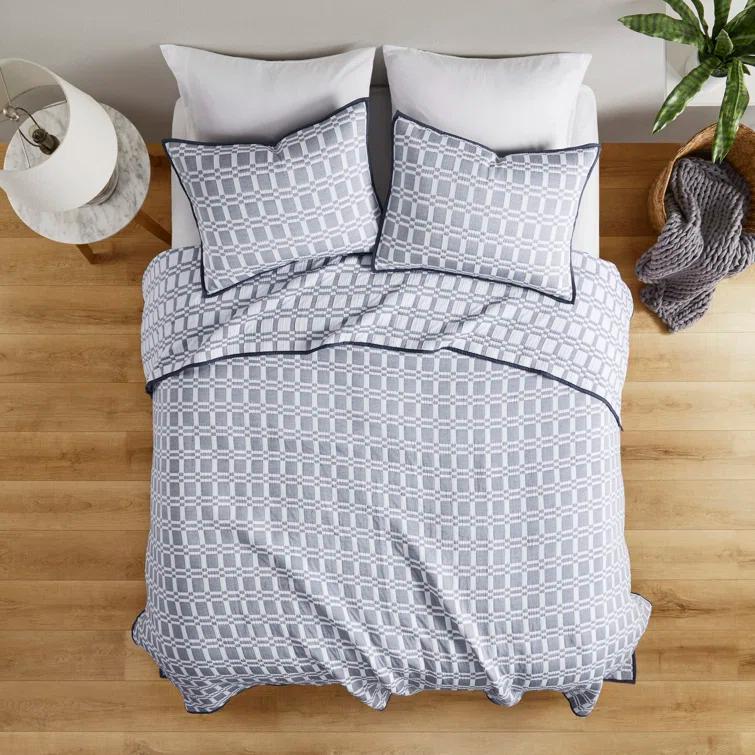 510 Design Harlow 3 Piece Reversible Matelasse Coverlet Set