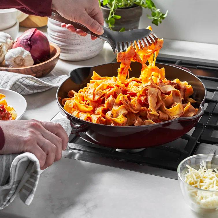 Staub Staub Cast Iron Traditional Skillet