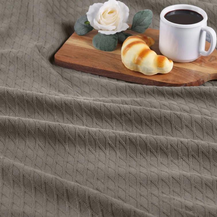 Superior Diamond Weave All-Season Bedding Cotton Throw Layering Blanket