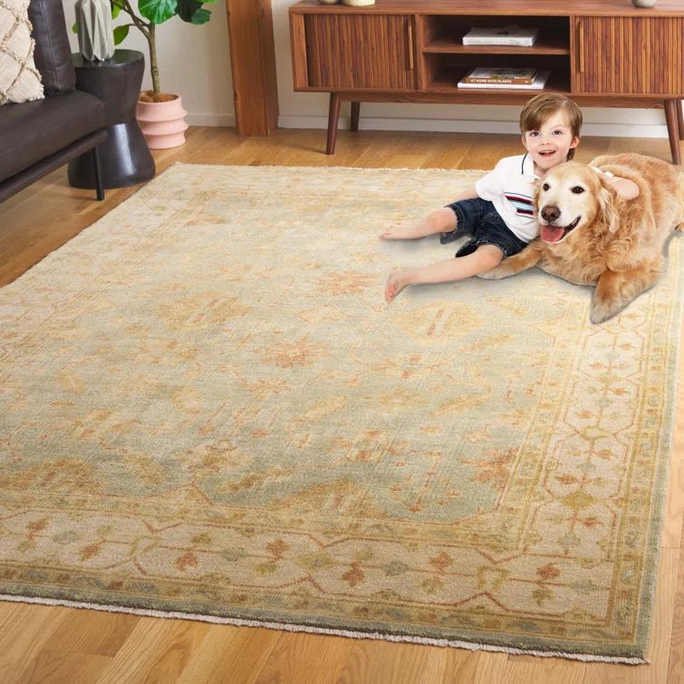 Oushak OSH141 Hand Knotted Area Rug - Soft Green/Ivory - 6'x9' - Safavieh.