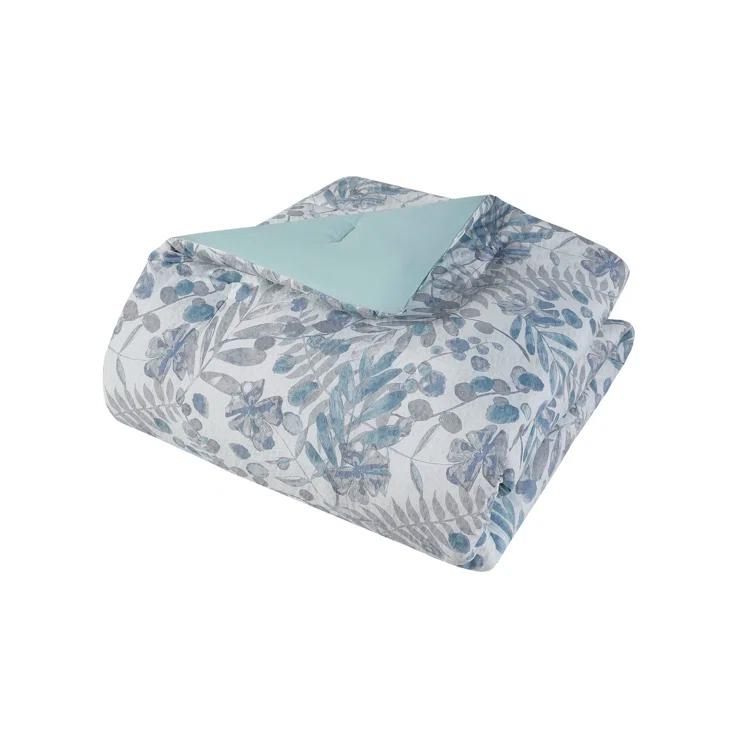 Madison Park Bonnie 5 Piece Seersucker Comforter Set with Throw Pillows