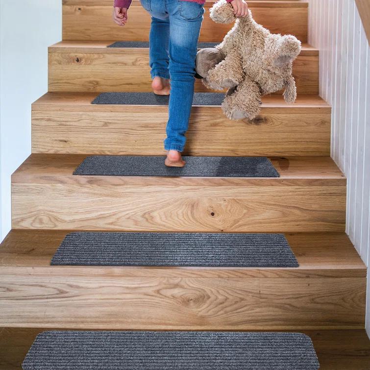 Ottomanson Non-Slip Rubberback Ribbed Design Indoor/Outdoor Stair Treads (Set of 7)