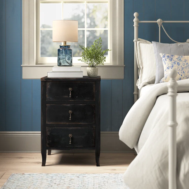 Blandy Nightstand (20")