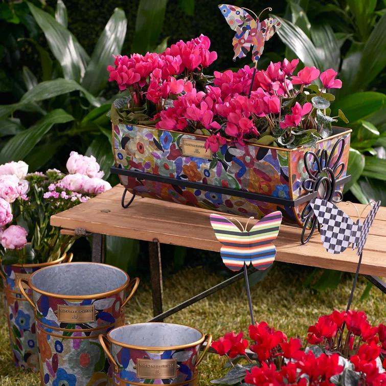 Avant Garden Planter