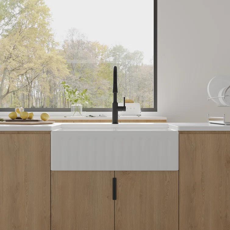 33'' L Farmhouse / Apron Single Bowl Fireclay Kitchen Sink