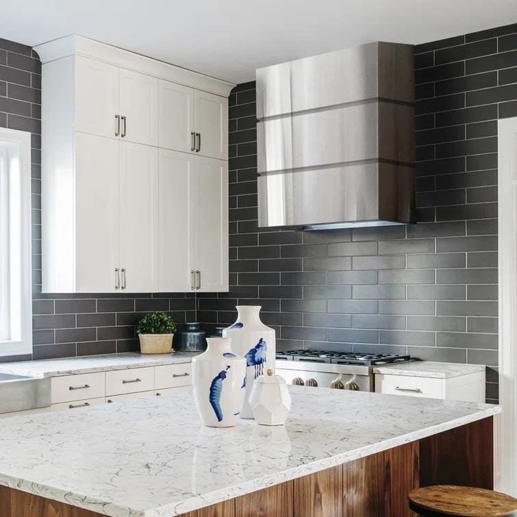 Akicon 600 CFM Wall Mount Range Hood Stainless Steel 3 Stacks Modern Box AK-HS30L-BS