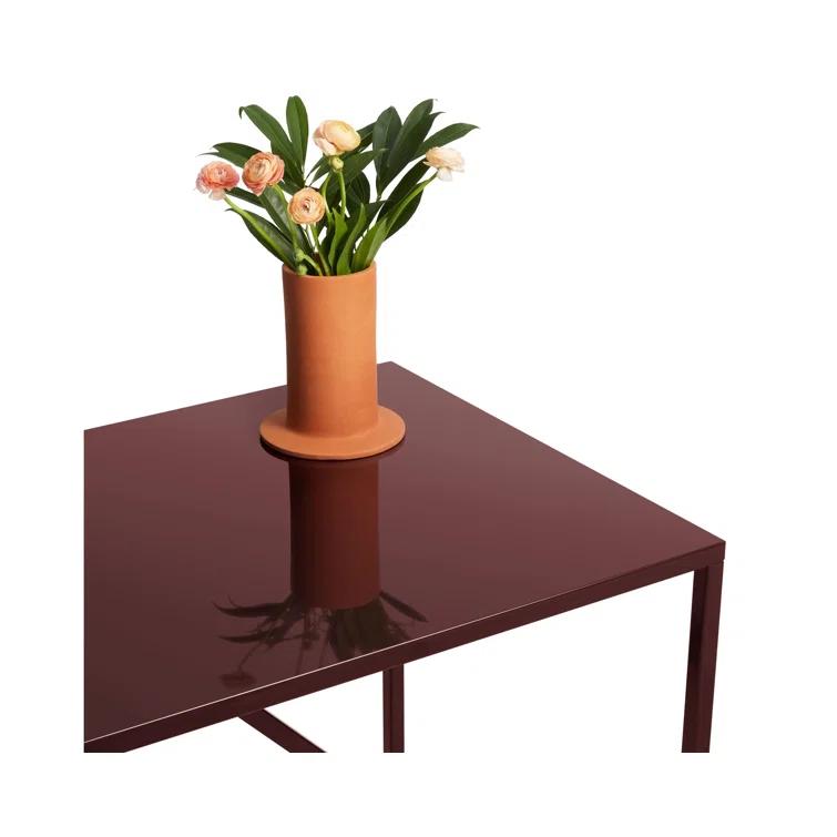Strut Table