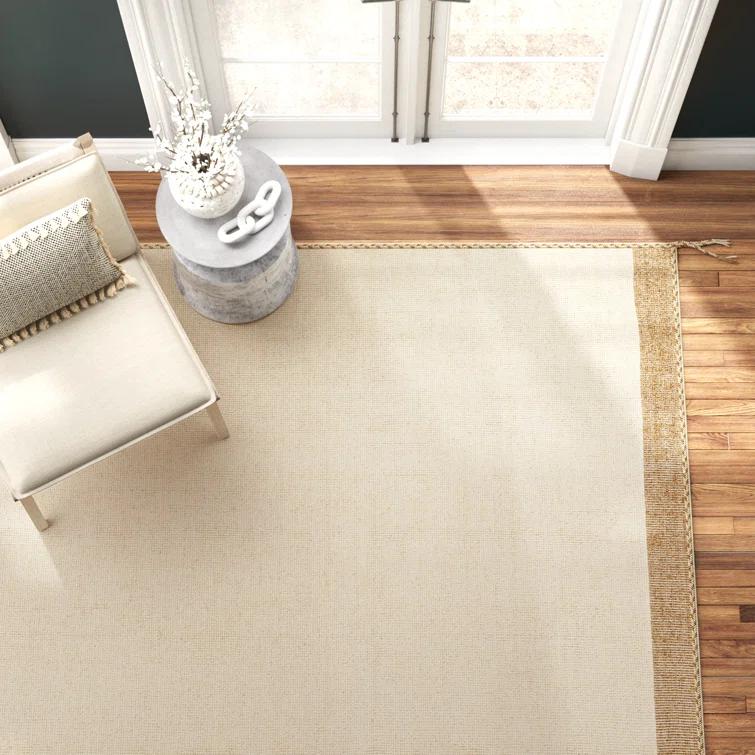 Tetty Handwoven Wool Rug - 6' x 9'