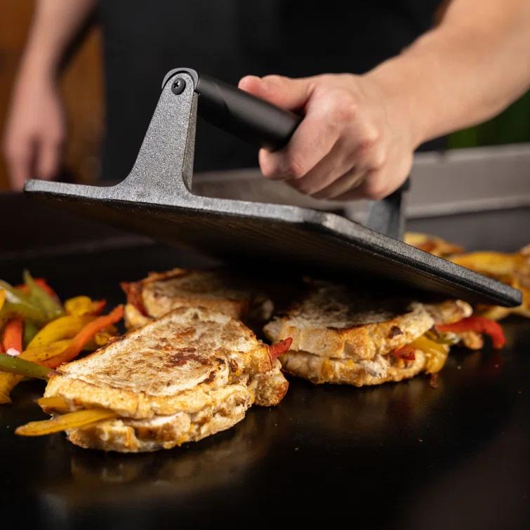 Blackstone Blackstone Large Cast Iron Griddle Press