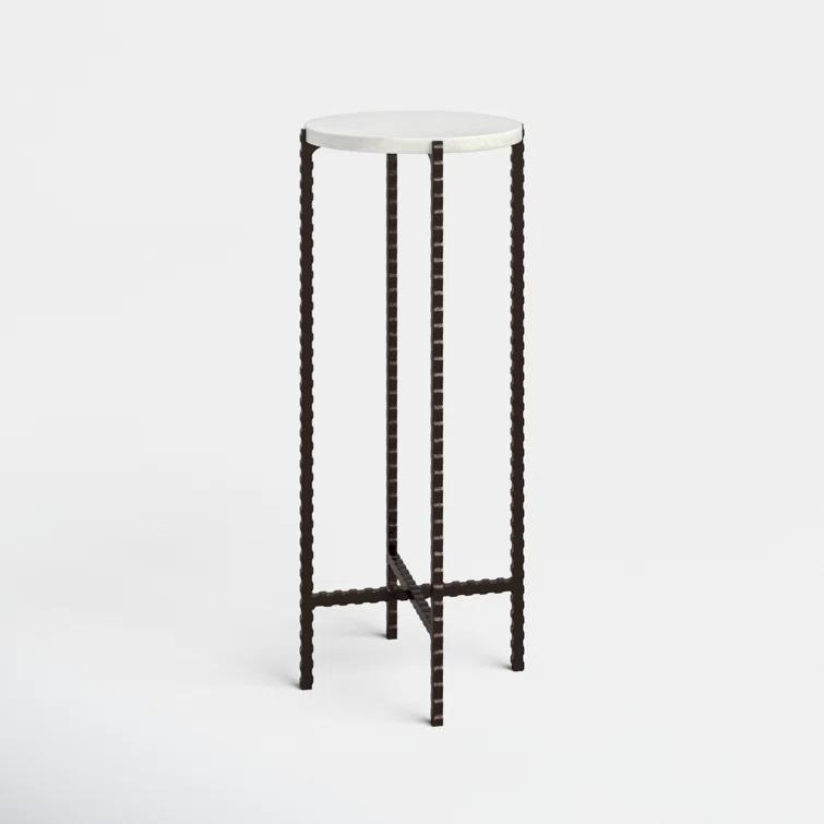 Lia Plant Stand