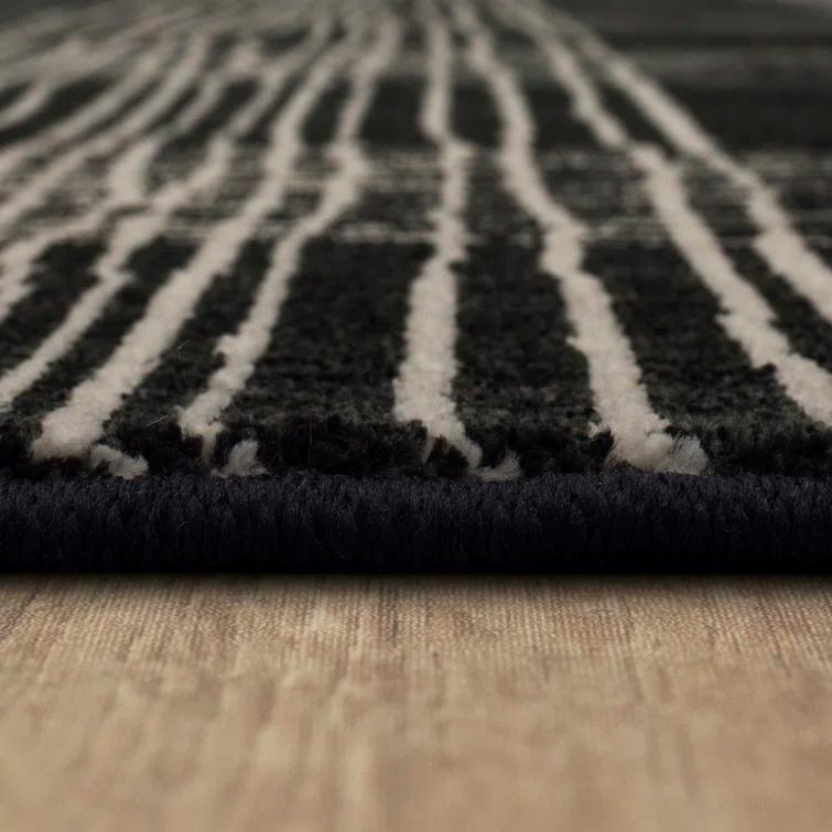 Fontana Geometric Machine Woven Polyester Area Rug
