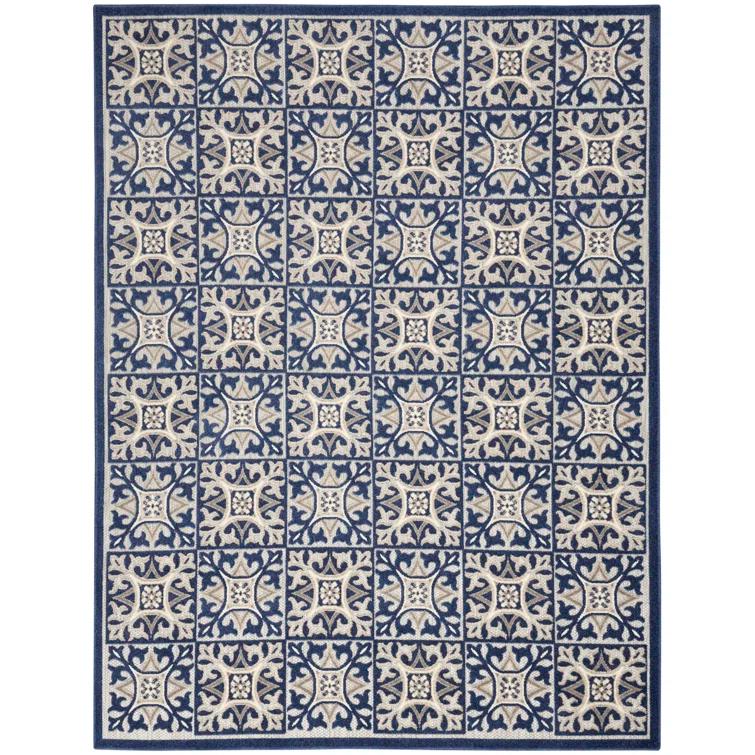 Lark Manor™ Isalia Geometric Indoor / Outdoor Rug
