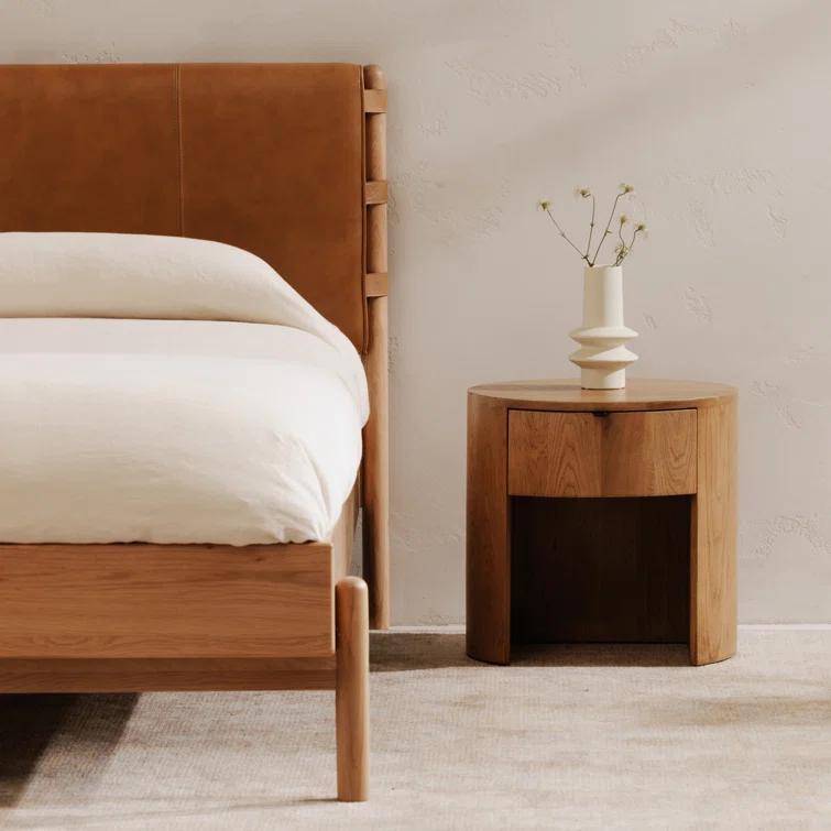 Kono Nightstand