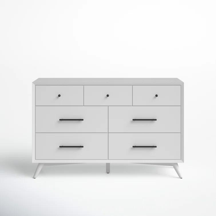 Williams 7-Drawer Dresser