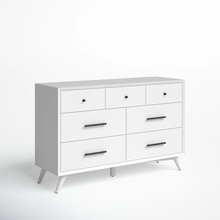 Williams 7-Drawer Dresser