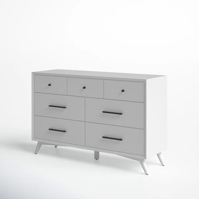Williams 7-Drawer Dresser