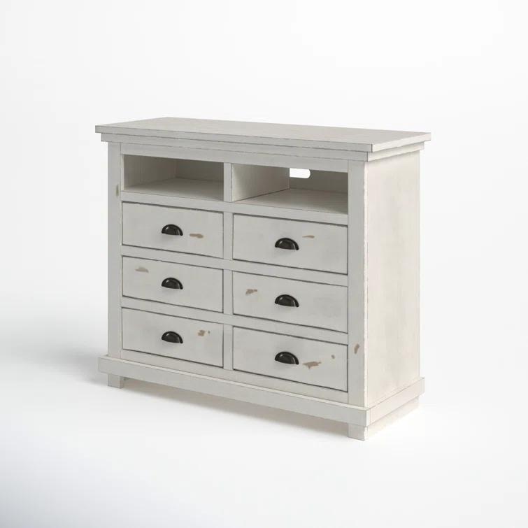 Wolferstorn 6 - Drawer Double Dresser