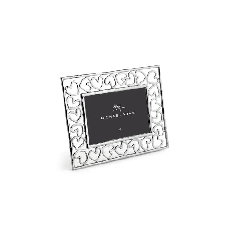 Silver 4x6 Heart Design Tabletop Photo Frame