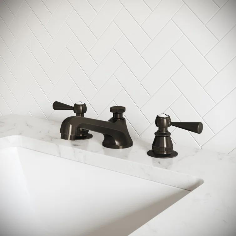 Carlson Widespread Bathroom Faucet with Drain Assembly