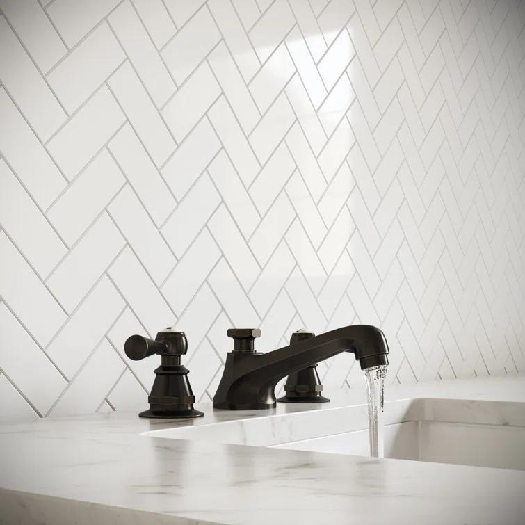 Carlson Widespread Bathroom Faucet with Drain Assembly