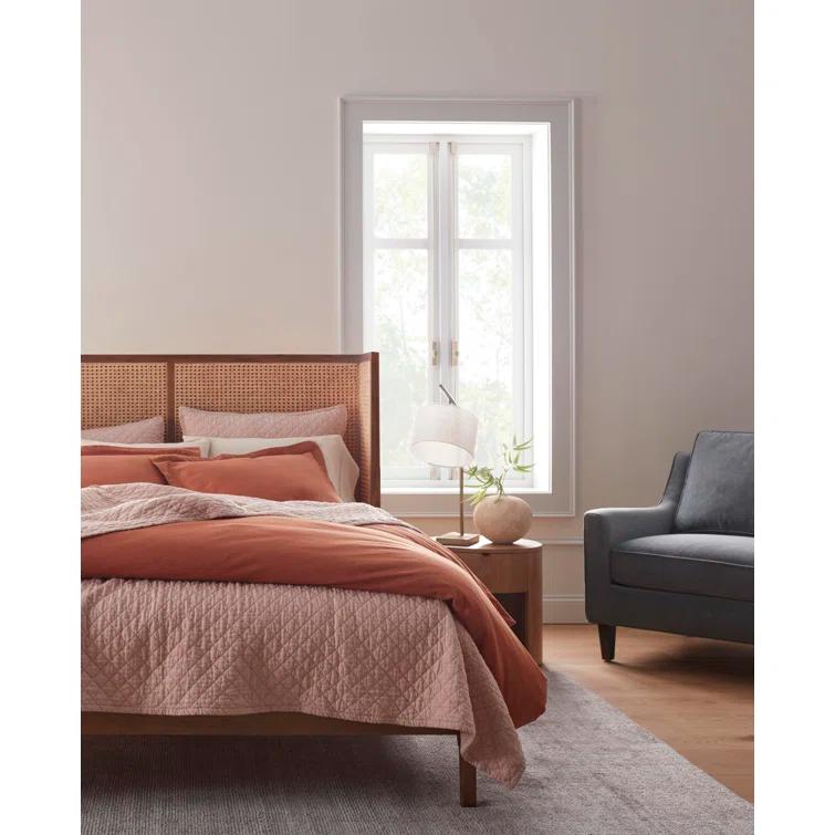 Kono Nightstand