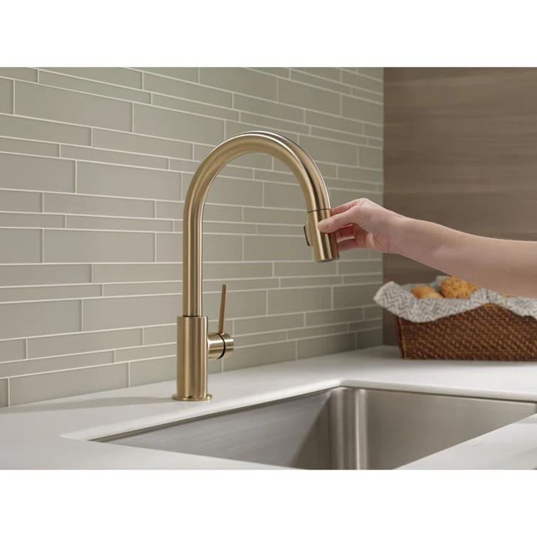 Trinsic Pull Down Sprayer Kitchen Sink Faucet, Single Handle Kitchen Faucet