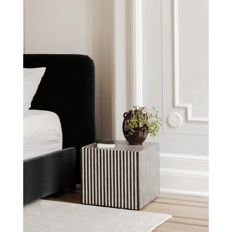 Trendyl Side Table - Black/White