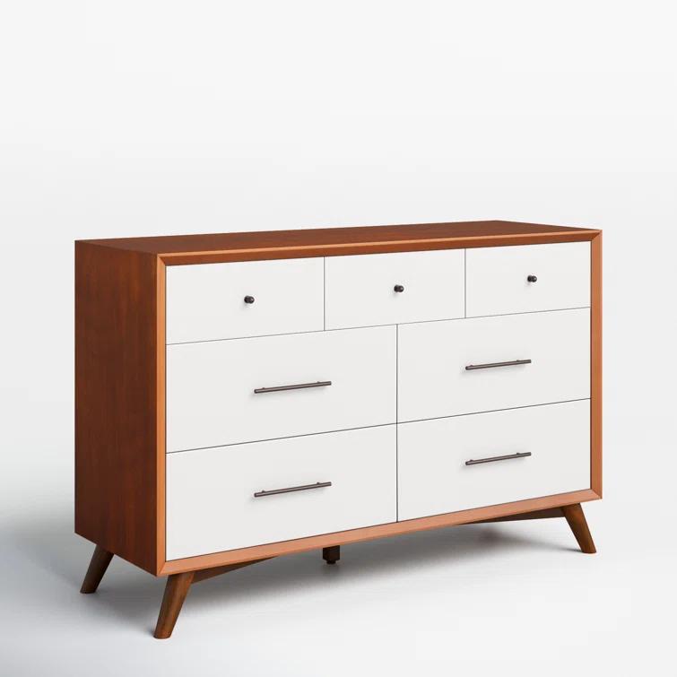 Williams 7-Drawer Dresser