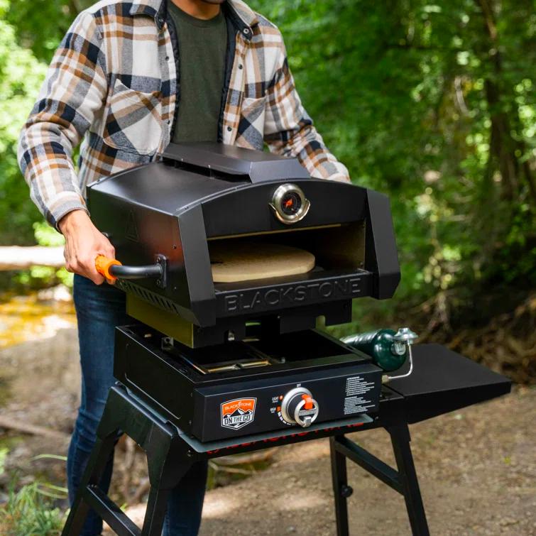 Blackstone On The Go Blackstone 17" Pizza Oven Conversion Kit