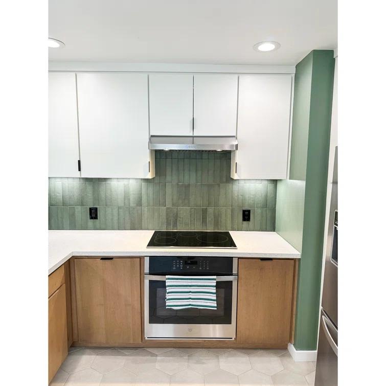 ProLine Range Hoods PROLINE 36" 600 CFM Ducted Under Cabinet Range Hood in Brushed Stainless Steel