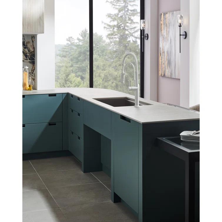 Ana Steel Wallchiere