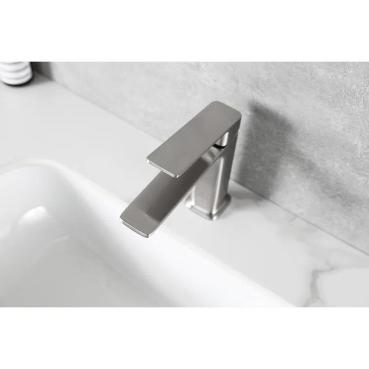 Lena Single-Hole Single-handle Bathroom Faucet