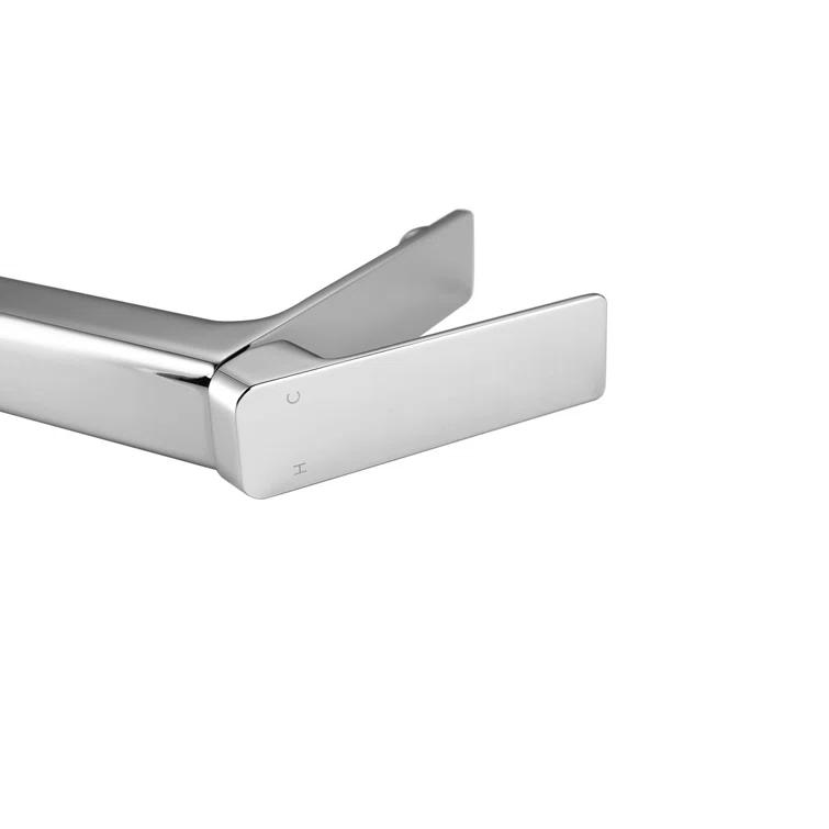 Lena Single-Hole Single-handle Bathroom Faucet