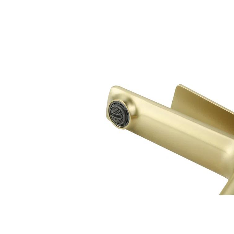 Lena Single-Hole Single-handle Bathroom Faucet