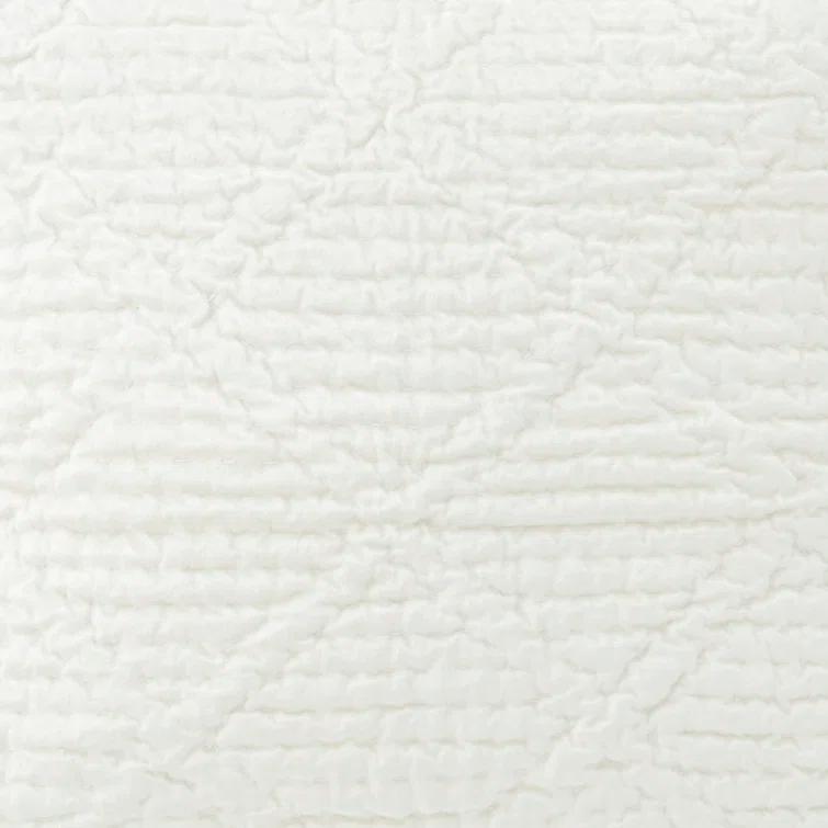 Parisienne Velvet Quilt