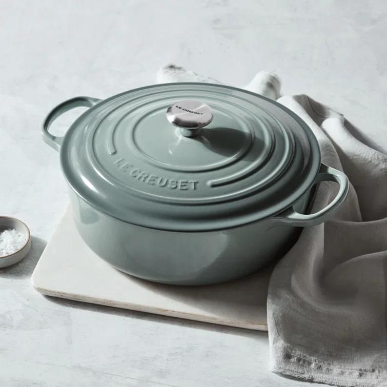 Le Creuset Le Creuset Enameled Cast Iron Signature Round Wide Dutch Oven, 6.75 Qt.