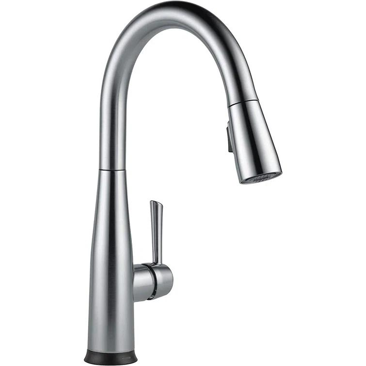 Essa Pull Down Single Handle Kitchen Faucet with MagnaTite Docking and Touch2O Technology