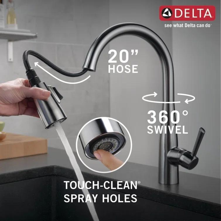 Essa Pull Down Single Handle Kitchen Faucet with MagnaTite Docking and Touch2O Technology