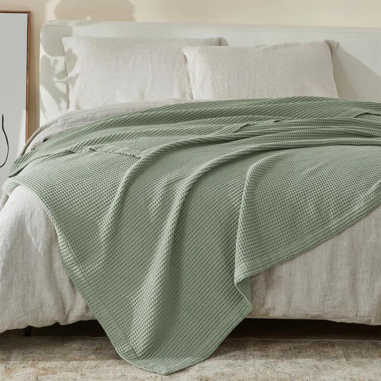 Solid Cotton Waffle Weave Blanket