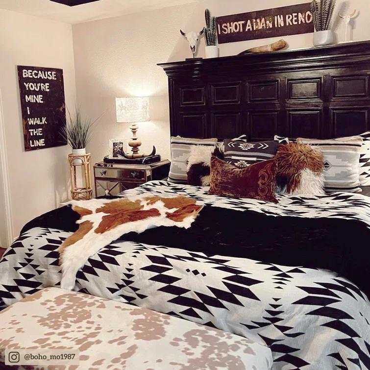 Stella Faux Silk Velvet Classic Chic Modern Rustic Romantic Western 1 Piece Quilt