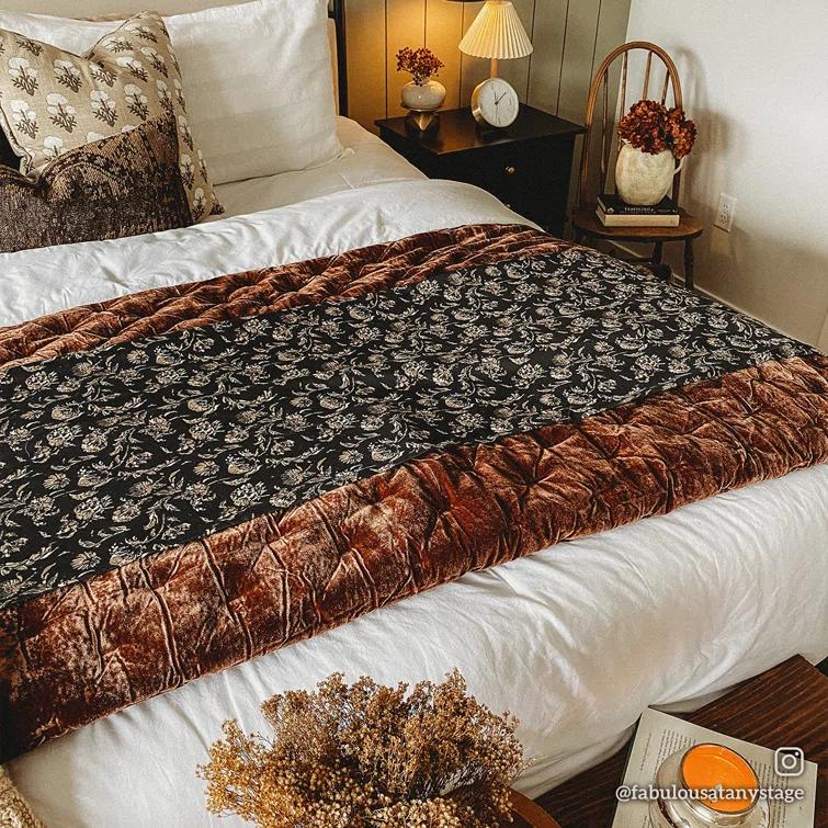 Stella Faux Silk Velvet Classic Chic Modern Rustic Romantic Western 1 Piece Quilt