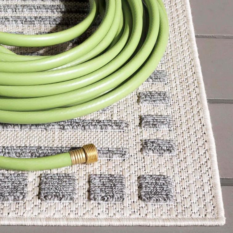 Milos Performance Geometric Rug