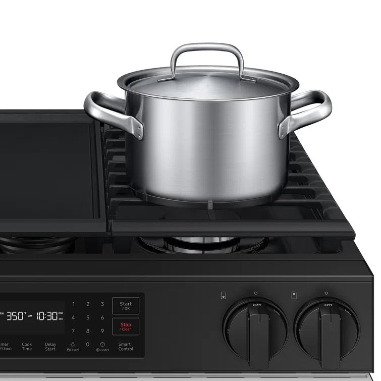 Samsung Bespoke Smart Slide-In Gas Range 6.0 cu. ft. with Air Fry and Precision Knobs