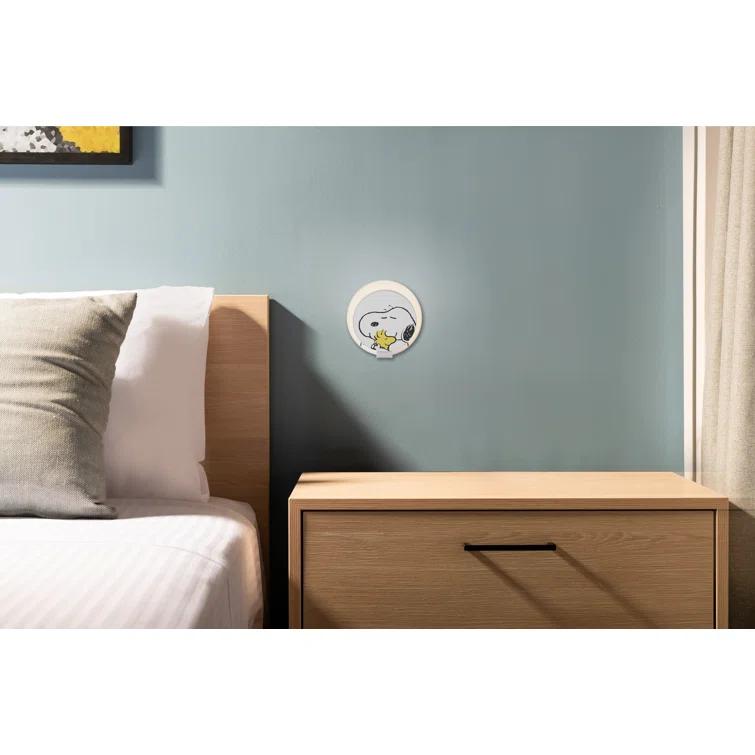 Gravy Single Light Dimmable LED Flush Mounted Sconce