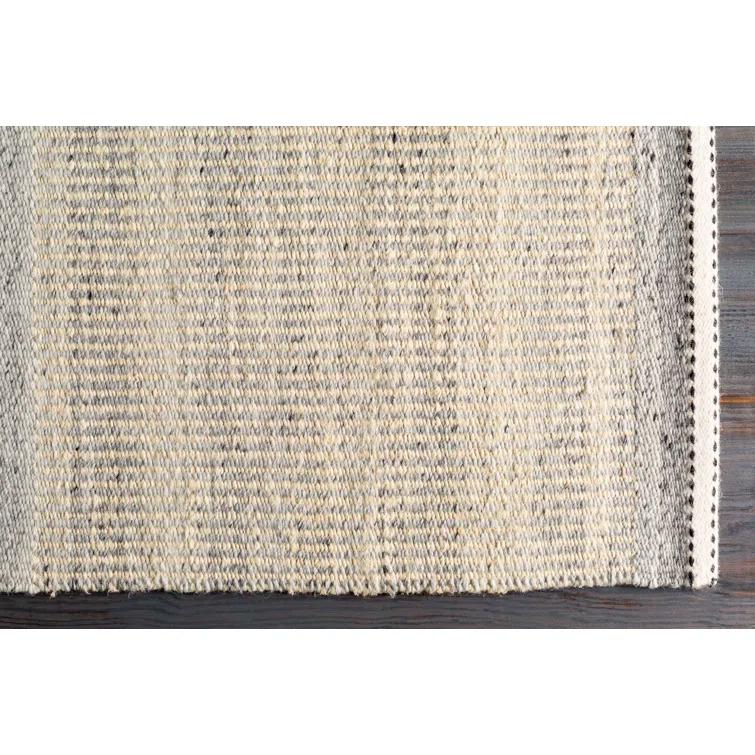Lessie Beige/Gray Rug