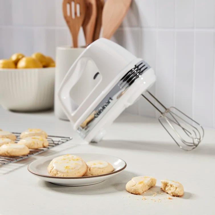 Cuisinart Power Advantage Plus 9-Speed Handheld Mixer with Storage Case