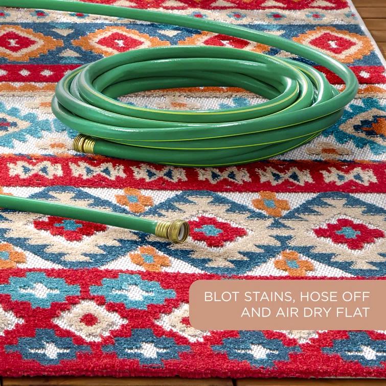 TOWN & COUNTRY EVERYDAY Dahlia Southwestern Stripe Outdoor Rug Red/Multi